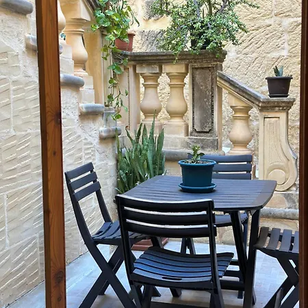 Nyaraló Traditional In The Heart Of *