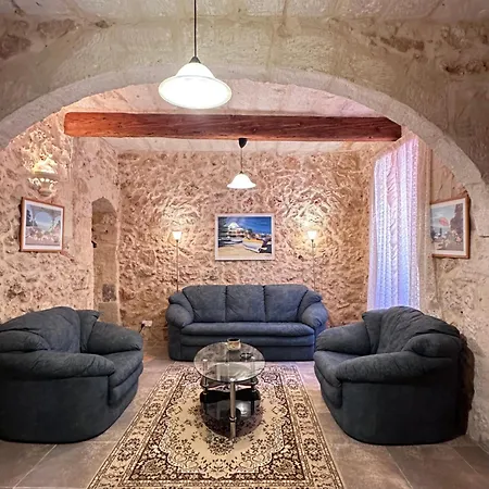 Vakantiehuis Traditional In The Heart Of Nadur