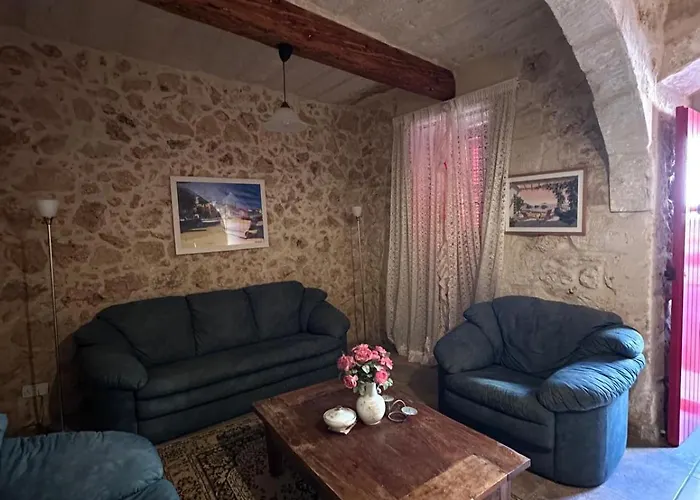 Dom wakacyjny Traditional In The Heart Of *