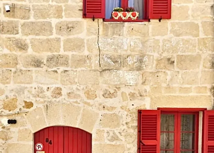 Dom wakacyjny Traditional In The Heart Of Nadur