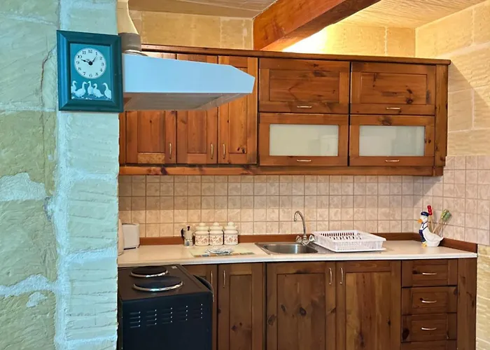 Dom wakacyjny Traditional In The Heart Of Nadur